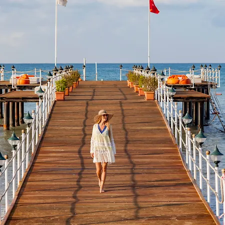 Hotel Sunrise Park & Spa 5*