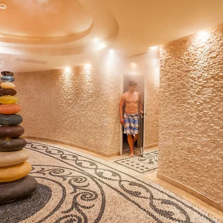Sunrise Park & Spa Hotel