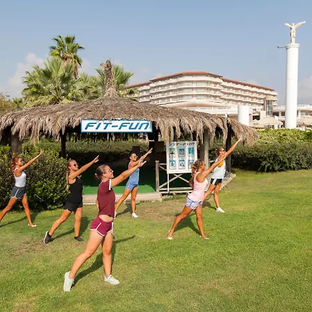 Sunrise Park & Spa Hotel